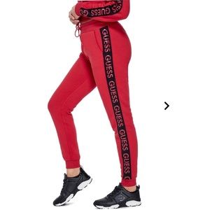 Guess sweatpants